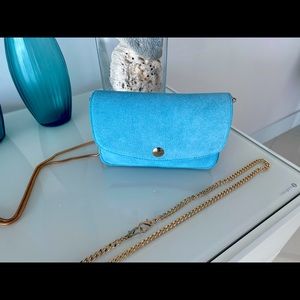 Blue suede bag. New! Never used! Two chains included